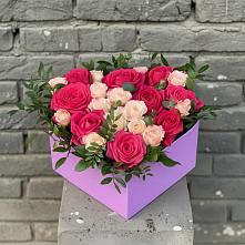 Цветочная композиция из Розы в коробке в Магнитке
