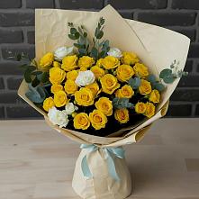 Букет цветов из:  Розы в Магнитке