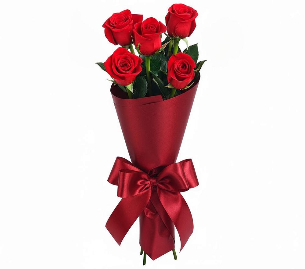 Букет 5 Красных роз Эдлесс Лав в Магнитке
