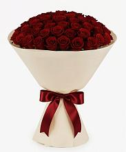 Букет 101 Бордовая роза Блэк Бакарра в Магнитке