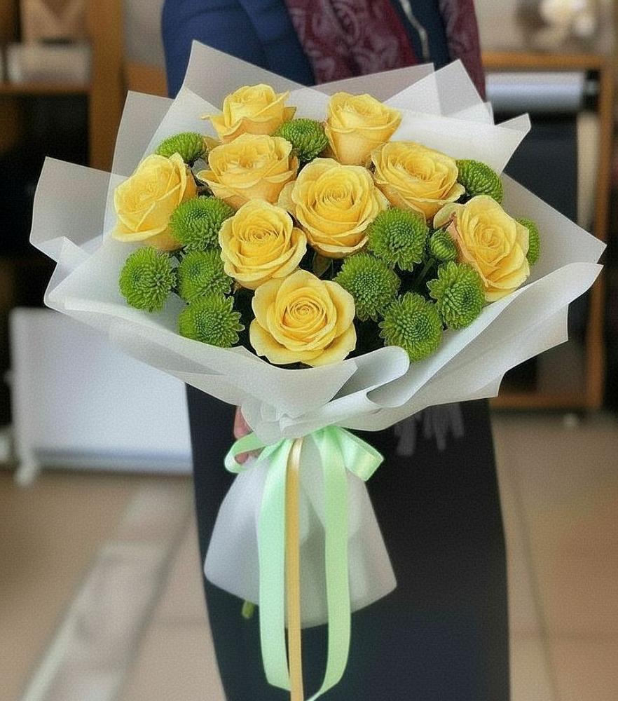 Букет цветов из: Хризантемы и Розы в Магнитке