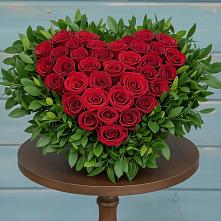 Цветочная композиция из Розы в виде сердца #REPLACE_PRED# Магнитке