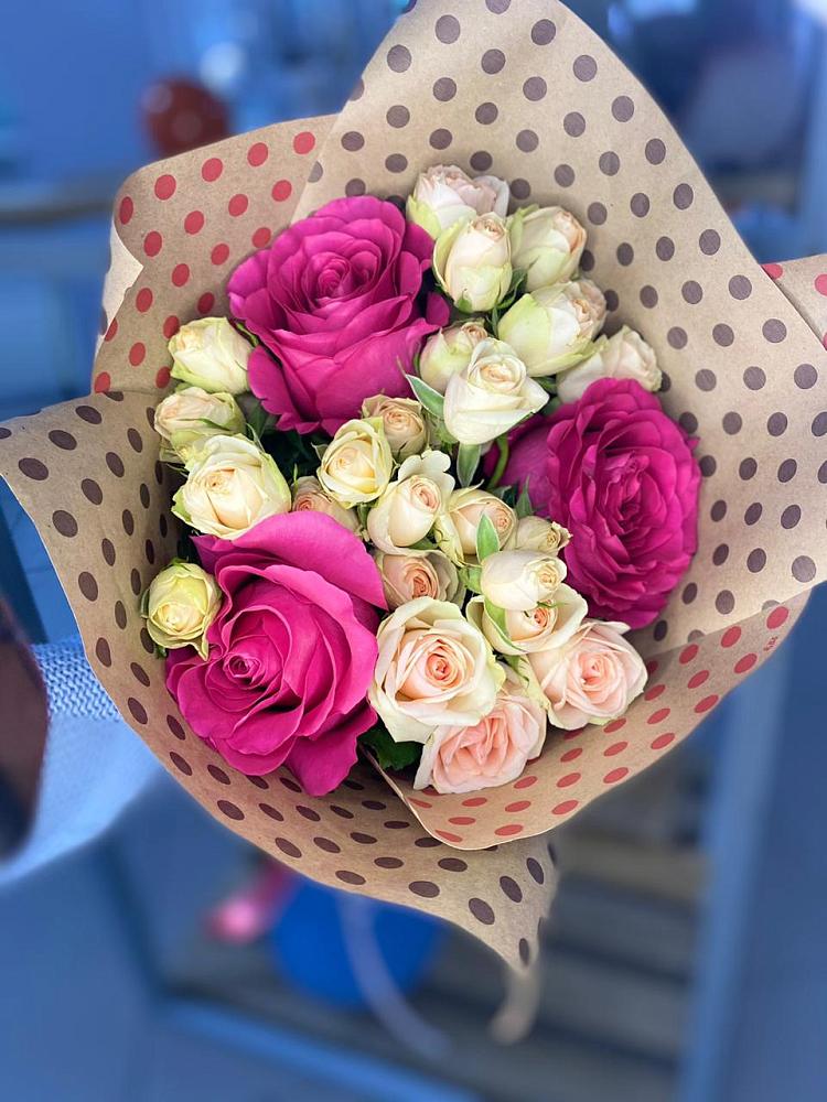 Букет цветов из: Розы в Магнитке
