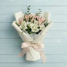 Букет цветов из:  Альстромерии в Магнитке