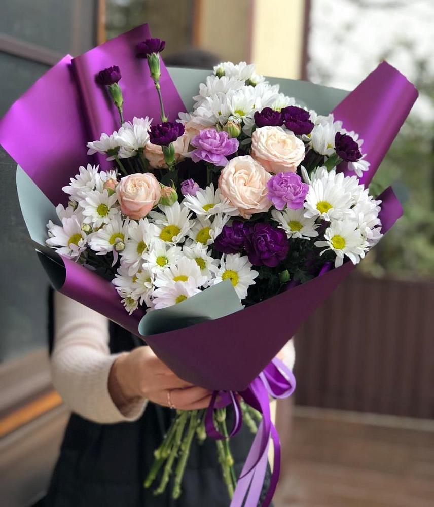 Букет цветов из: Хризантемы, Гвоздики и Розы в Магнитке