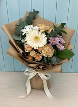 Букет цветов из:  Герберы и Хризантемы в Магнитке