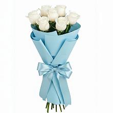 Букет 7 белых роз Проуд в Магнитке