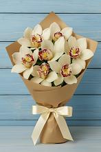 Букет цветов из:  Орхидеи и Розы в Магнитке