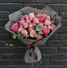 Букет цветов из:  Розы #REPLACE_PRED# Магнитке