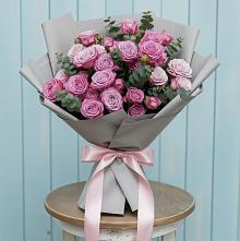 Букет цветов из:  Розы #REPLACE_PRED# Магнитке